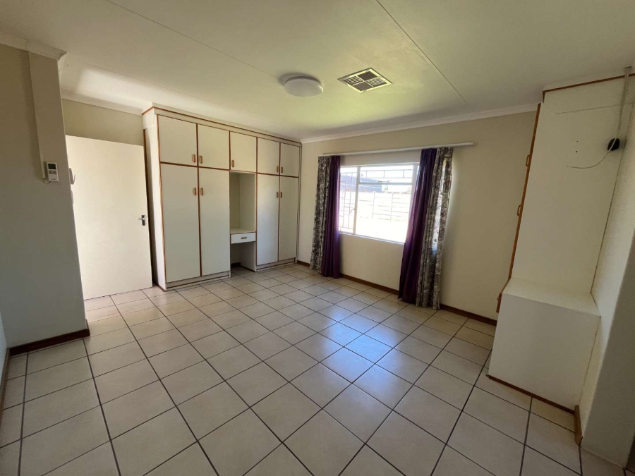 3 Bedroom Property for Sale in Keidebees Northern Cape